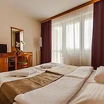 Premium Panorama Hotel 4*