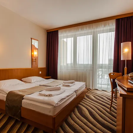 Ξενοδοχείο Premium Panorama 4*