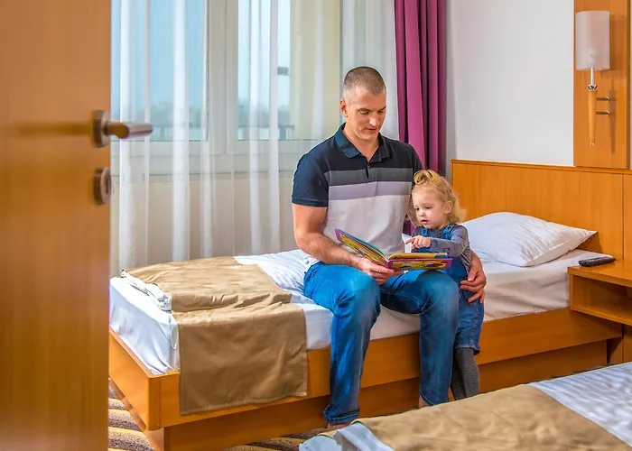 Premium Panoráma Szálloda 4*